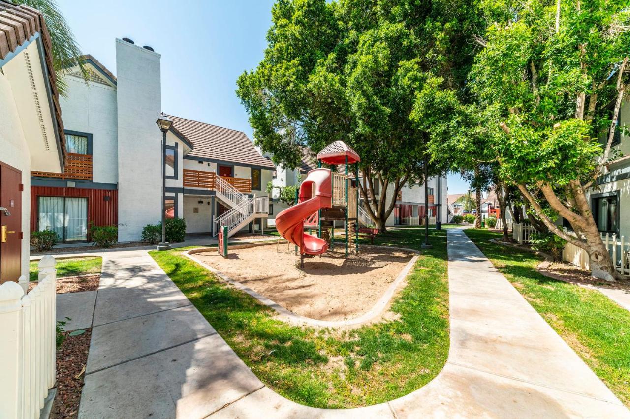 Metro Phx Upstairs 2Bd Sleeps 6 Heated Pool No Pets Allowed Phoenix Eksteriør bilde