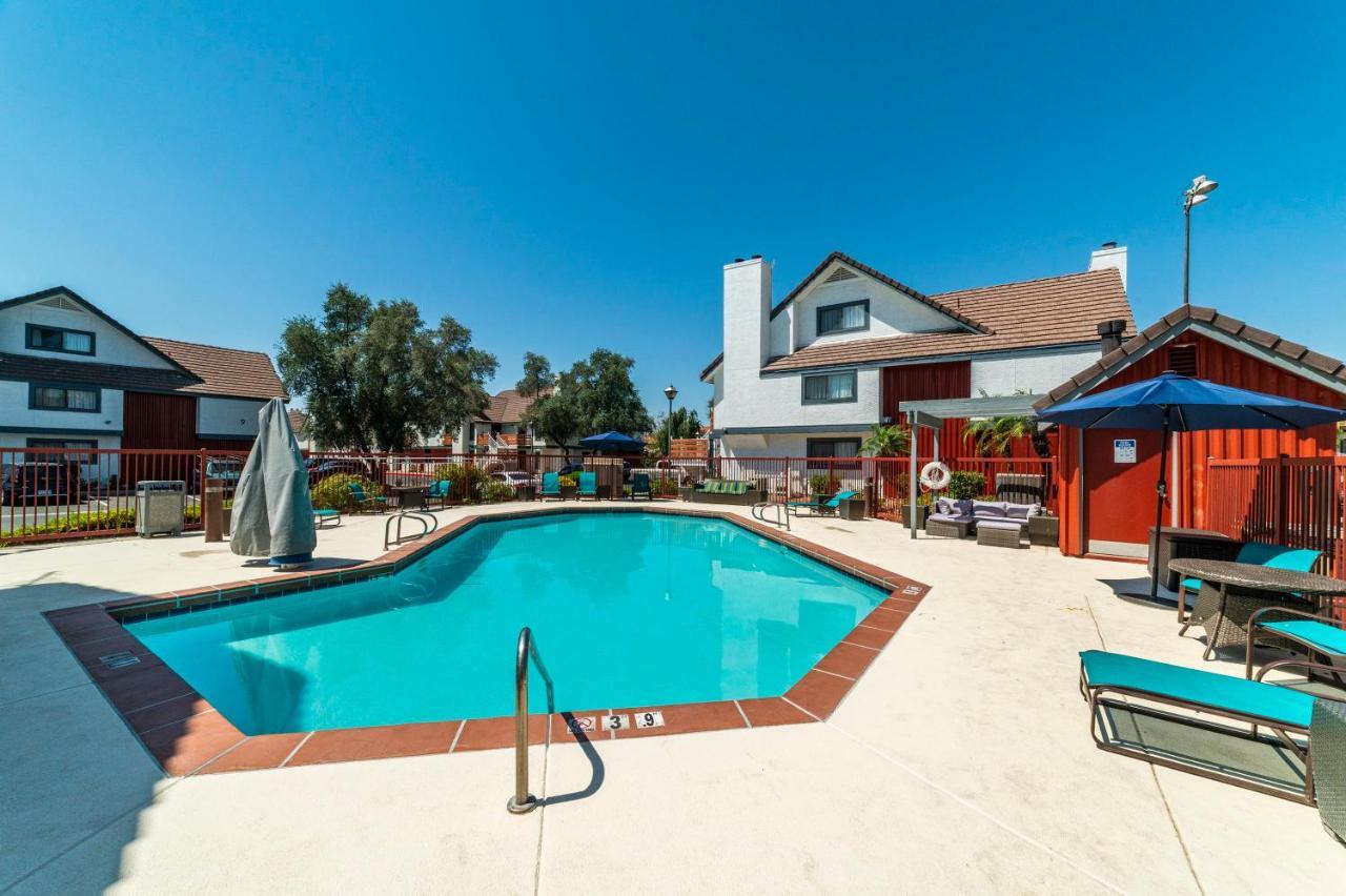 Metro Phx Upstairs 2Bd Sleeps 6 Heated Pool No Pets Allowed Phoenix Eksteriør bilde